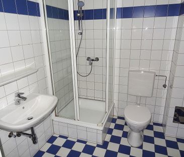 Gemütliche Mietwohnung mit neuer Einbauküche, Terrasse und Lift, in... - Photo 5