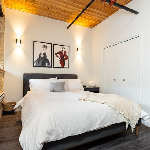 James Avenue - Photo 1