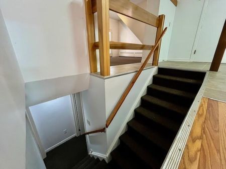 93 Lower Union Street - Unit 1 - 4 bed, 1 bath - STUDENTS! HALF OFF FIRST MONTHS RENT (MAY 1) - Photo 2