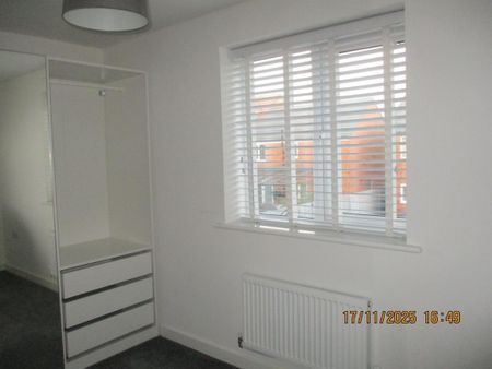 3 bedroom townhouse to rent - Photo 2