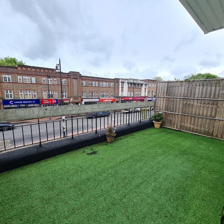 2 bedroom maisonette to rent - Photo 1