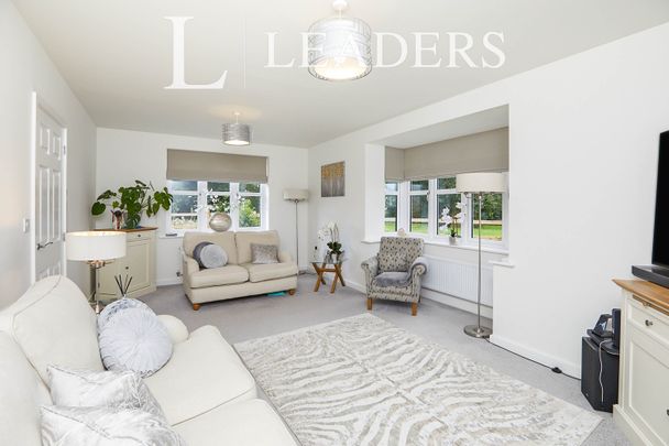 4 bedroom house to rent Foster Close, Mickleover, Derby, DE3 - Photo 1