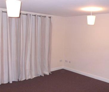 2 bedroom end of terrace house to rent - Photo 3