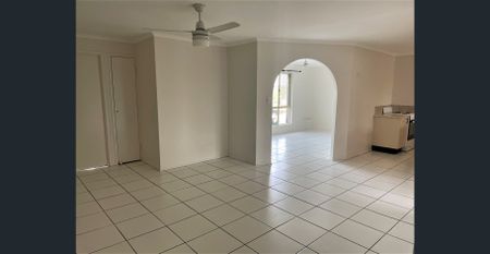 Lovely Family Home - Photo 4