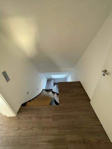 kernsanierte 2-Zimmer Maisonette Wohnung in ruhiger Lage - Foto 3