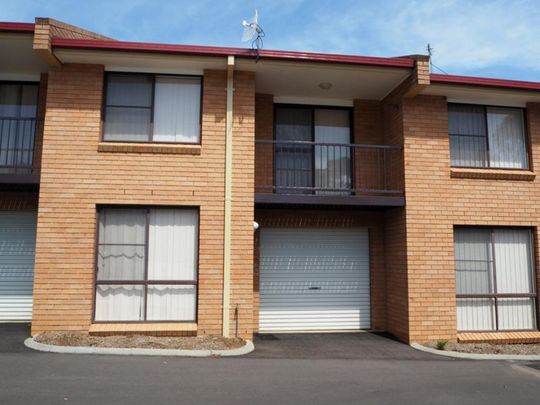 NORTH TAMWORTH - Modern Townhouse in Popular Area - Photo 1