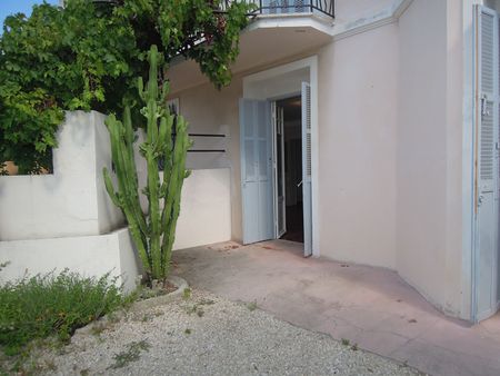 Location Appartement 4 pièces 85m² - Photo 3