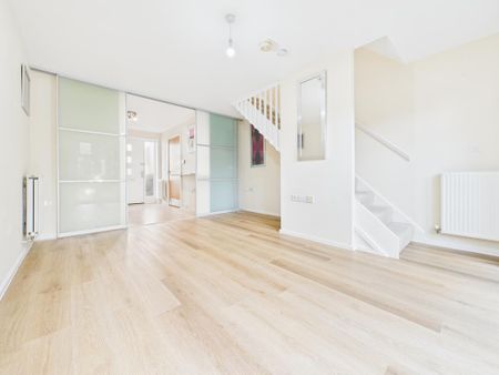 2 bedroom terraced house to rent - Photo 2