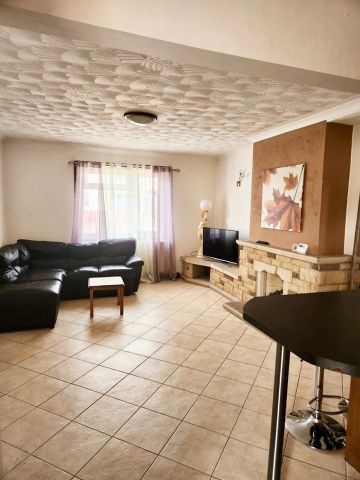 4 Bed Semi-Detached House, Minehead Road, BS4 - Photo 2