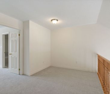 For Lease - 10 Mcalister Avenue, Richmond Hill, Ontario - Photo 4