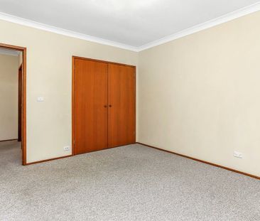 Three Bedroom duplex - Photo 2