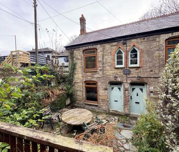 Gothic Cottages, Peterville, St. Agnes - Photo 1