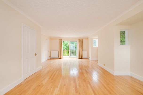Wentworth Road, Golders Green, London, NW11 0RH - Photo 1