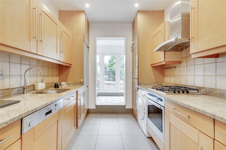 Fulham Road, SW10, London - Photo 4