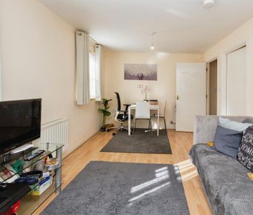 1 bedroom maisonette to rent - Photo 3