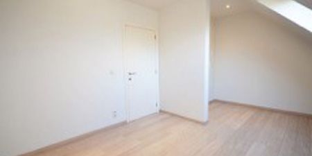 Penthouse te huur in Lommel voor € 800 met 1 slaapkamer - Photo 2