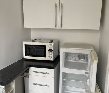 STUDIO A LOUER - PARIS 16EME ARRONDISSEMENT - 30.47 m - 1 390 € - Photo 5