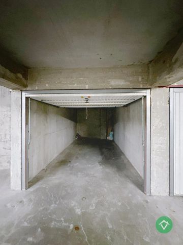 Appartement met 2 slaapkamers en ondergrondse garage. - Photo 3