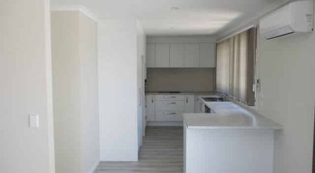 Modern 3-Bed, 2-Bath Luxury Living in Desirable Location - Photo 2