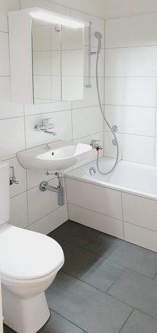 3.5 Zimmerwohnung - ruhige Lage in Rudolfstetten - Photo 5