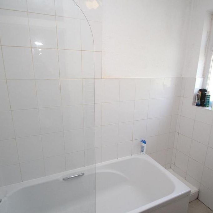 1 bedroom house of multiple occupation to rent - Photo 1