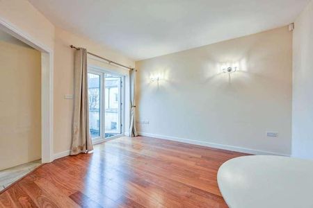 Summer Road, Thames Ditton, KT7 - Photo 2