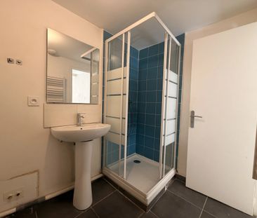 Location Appartement 2 pièces 41m² TOULON 83000 - Photo 5