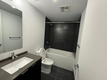 For Lease - 1 Jarvis Street Unit# 406, Hamilton, Ontario - Photo 3