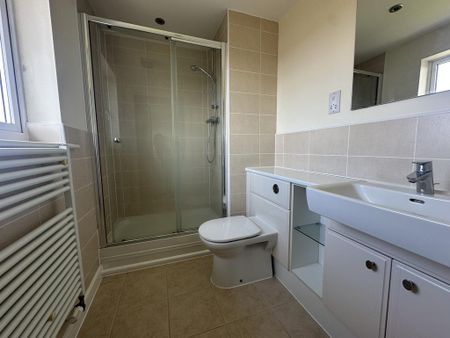 2 bedroom apartment to rent - Photo 2