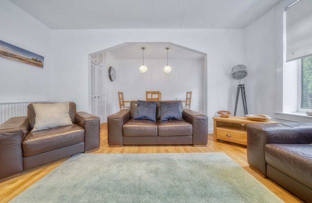 Price £895 pcm - Available Now - Unfurnished - Photo 1