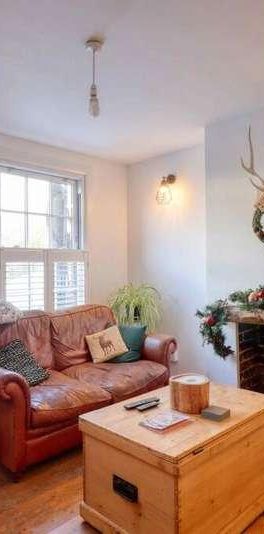 Station Road, Wivenhoe, CO7 - Photo 1