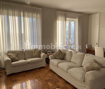 Appartamento buono stato, quinto piano, Guastalla, Milano - Photo 1