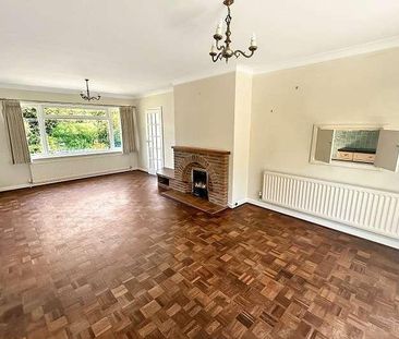 Cornford Way, Highcliffe, Dorset, BH23 - Photo 2