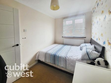 2 bedroom semi-detached house to rent - Photo 3