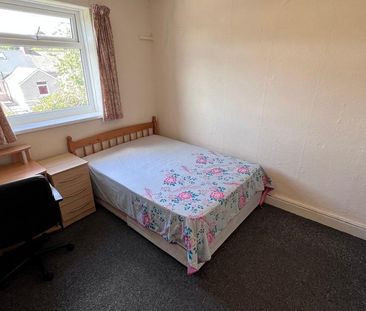 5 bedroom terraced house to rent - Photo 2