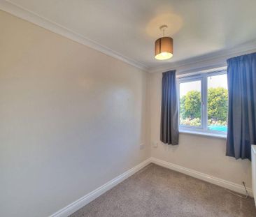 3 bedroom terraced house to rent - Photo 5