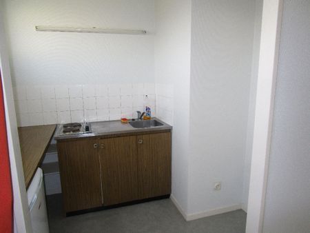 Location Appartement 1 pièce 23m² RENNES 35700 - Photo 4