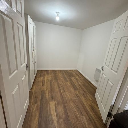 1 Bed Flat, Castleton Road, CR4 - Photo 3