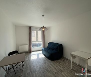 Location Appartement 1 pièce 23m² - Photo 4