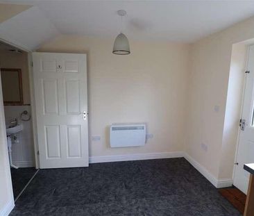 Roseworthy Road, Shortlanesend, TR4 - Photo 1