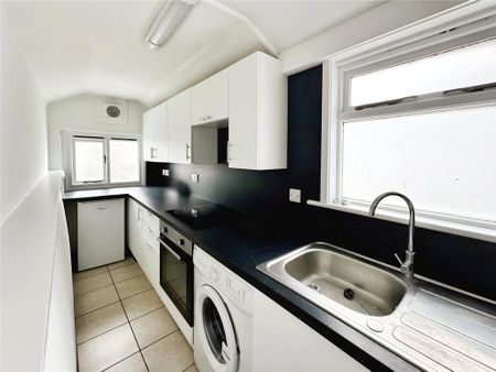 3 bedroom house to rent - Photo 2