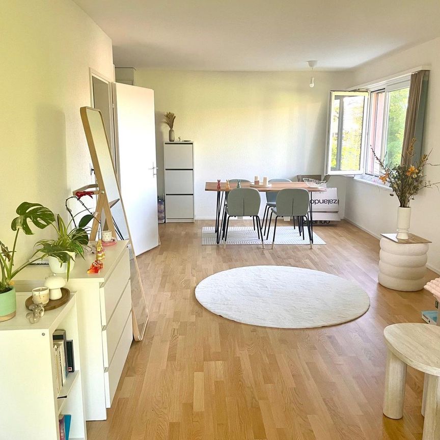 2.5 Zimmer, 64 m², 3. Stock - Photo 1