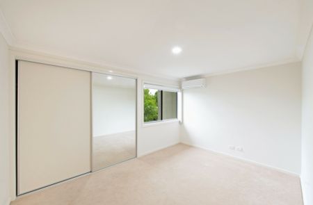 2 Bedroom Townhouse In Great Location - Photo 5