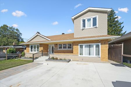 For Lease - 18 Cambridge Avenue Unit# Lower, Kitchener, Ontario - Photo 2