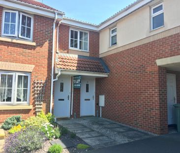 2 bedroom ground floor flat to rent - Photo 1
