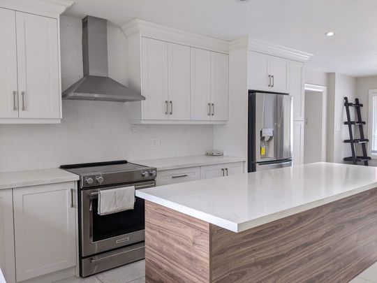 For Lease - 9779 Warden Avenue, Markham, Ontario - Photo 1