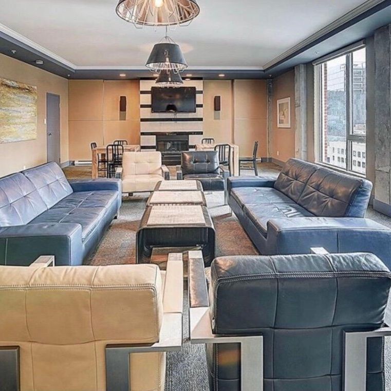 1235 Rue Bishop Montréal (Ville-Marie), QC H3G - Photo 1