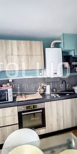 A LOUER - CENTRE VILLE DE VIRE NORMANDIE - GRAND T2 de 68,99 m² EN PARFAIT ÉTAT - Photo 4