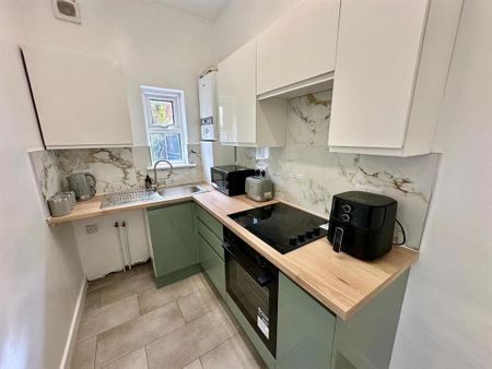 2 bedroom flat to rent - Photo 3