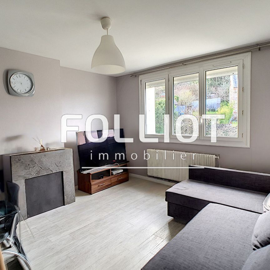 � LOUER - VIRE NORMANDIE - PROXIMIT� CENTRE VILLE - T2 EN PARFAIT �TAT - Photo 1